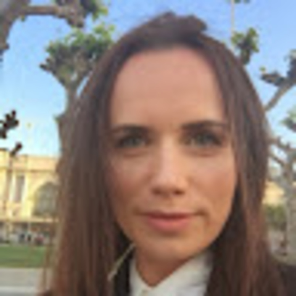 Meet your Posher, Alesia